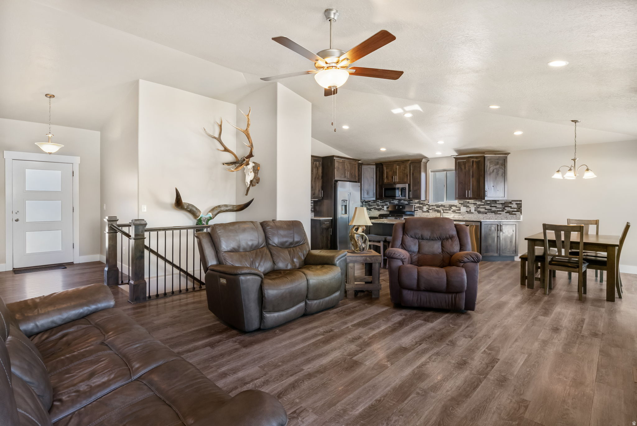 SKYLINE RIDGE - Residential