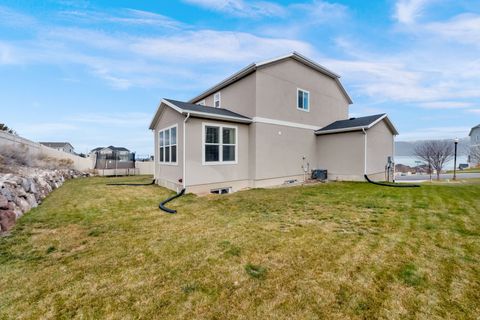 Tiny photo for 2991 S LORI LN, Saratoga Springs, UT 84045 (MLS # 2129734)