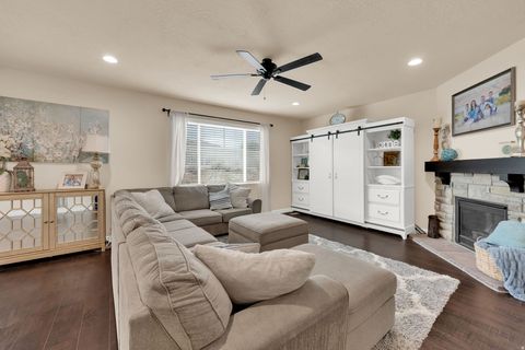 Tiny photo for 2991 S LORI LN, Saratoga Springs, UT 84045 (MLS # 2129734)