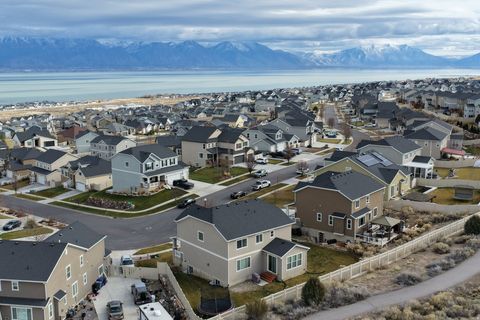 Tiny photo for 2991 S LORI LN, Saratoga Springs, UT 84045 (MLS # 2129734)