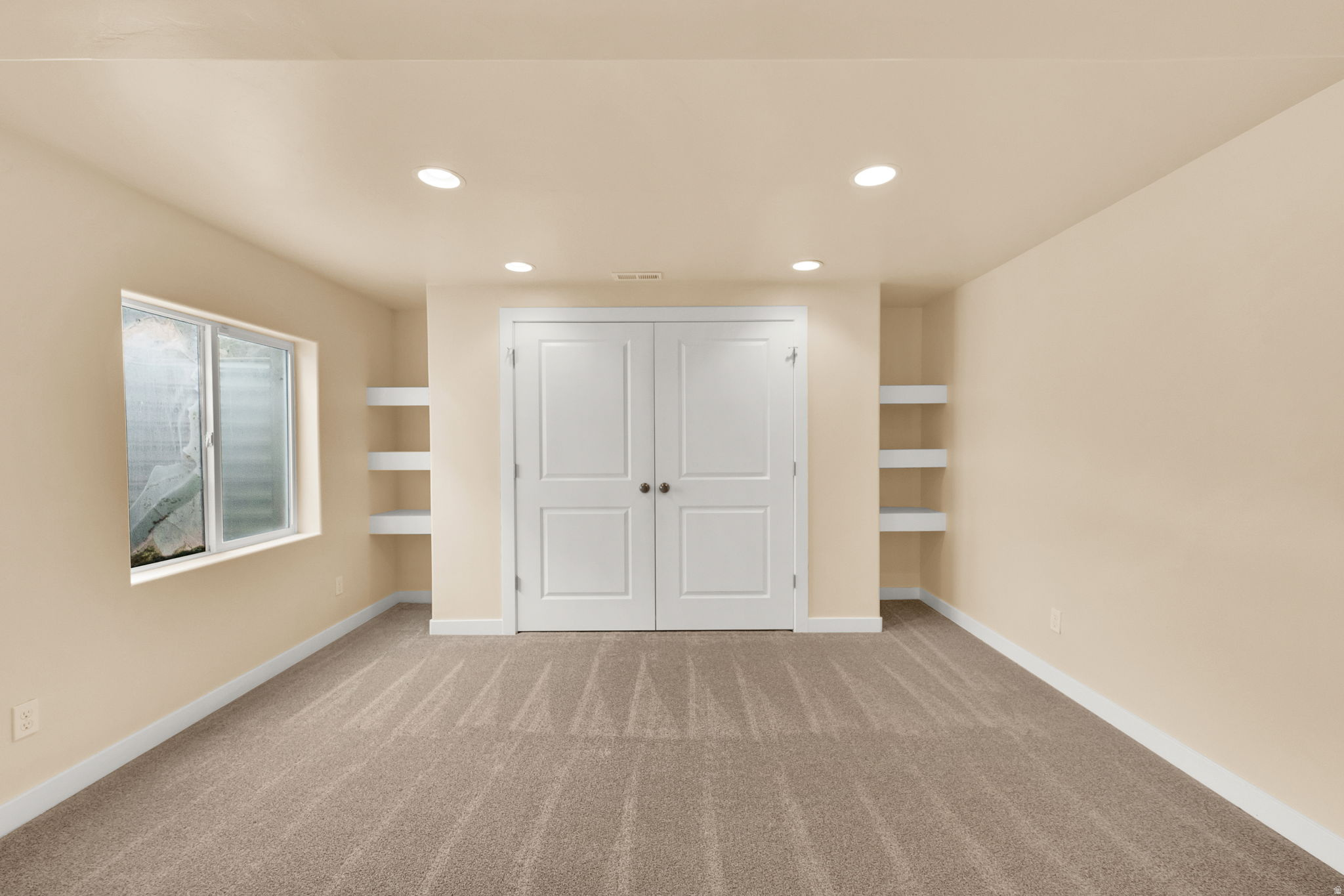 THE VILLAGES AT SARATOGA SPRINGS - Residential