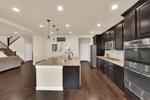 Tiny photo for 2991 S LORI LN, Saratoga Springs, UT 84045 (MLS # 2129734)