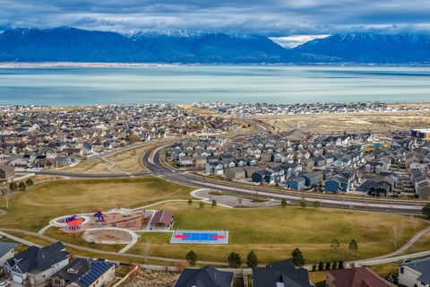 Tiny photo for 2991 S LORI LN, Saratoga Springs, UT 84045 (MLS # 2129734)