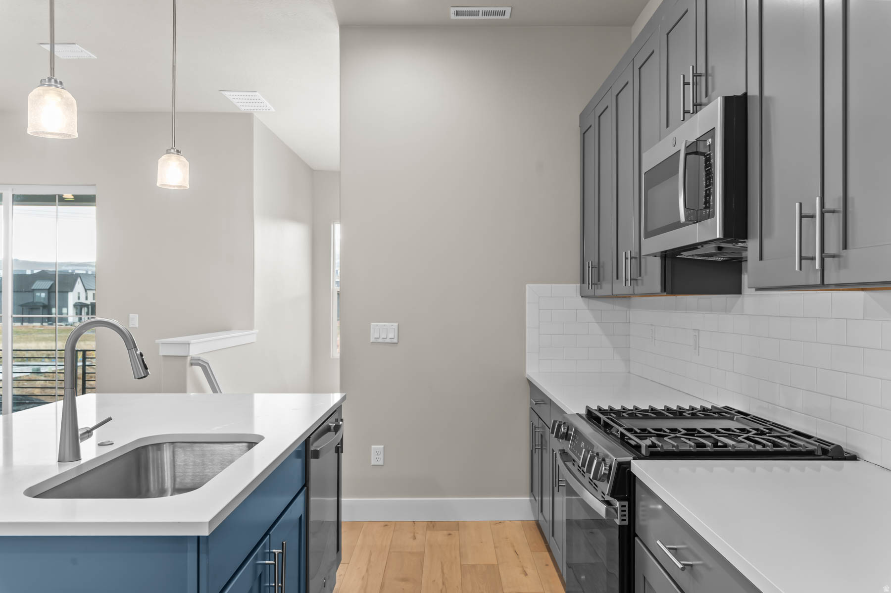 HOLBROOK PLACE EVILLAS 641 - Residential