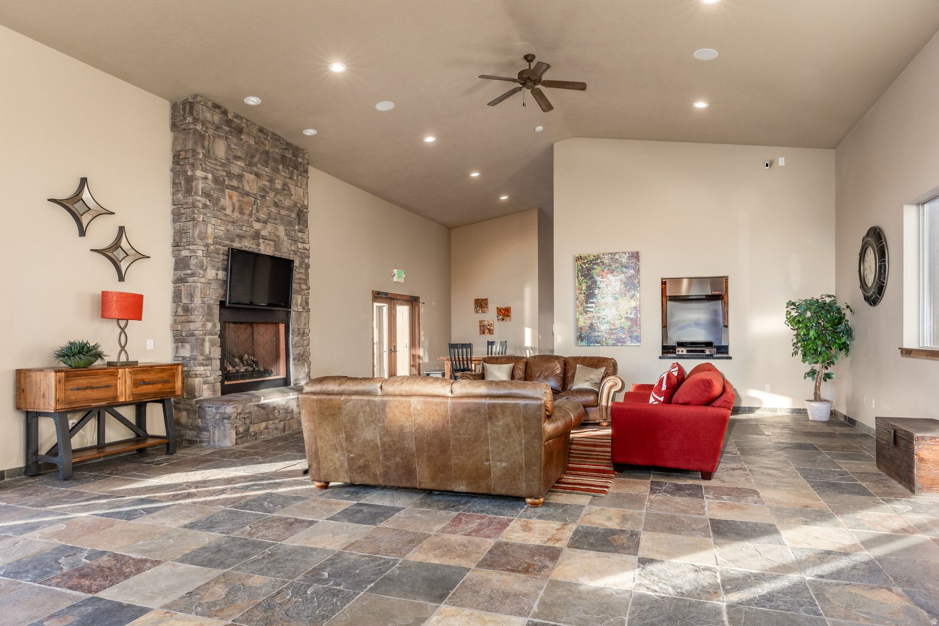 LODGES @ SNAKE CREEK - Residential