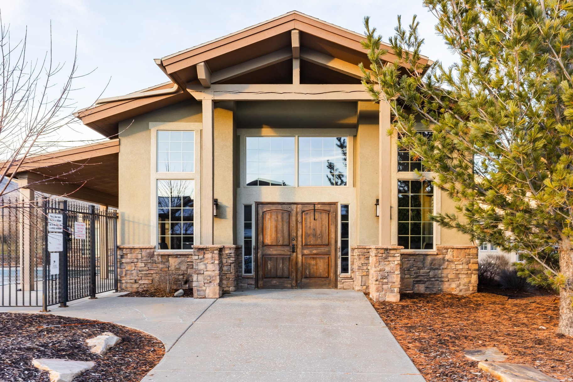 LODGES @ SNAKE CREEK - Residential