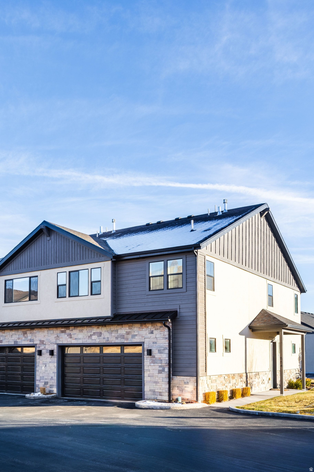 LODGES @ SNAKE CREEK - Residential