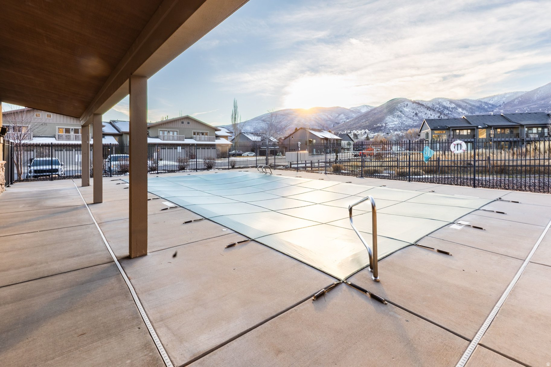 LODGES @ SNAKE CREEK - Residential