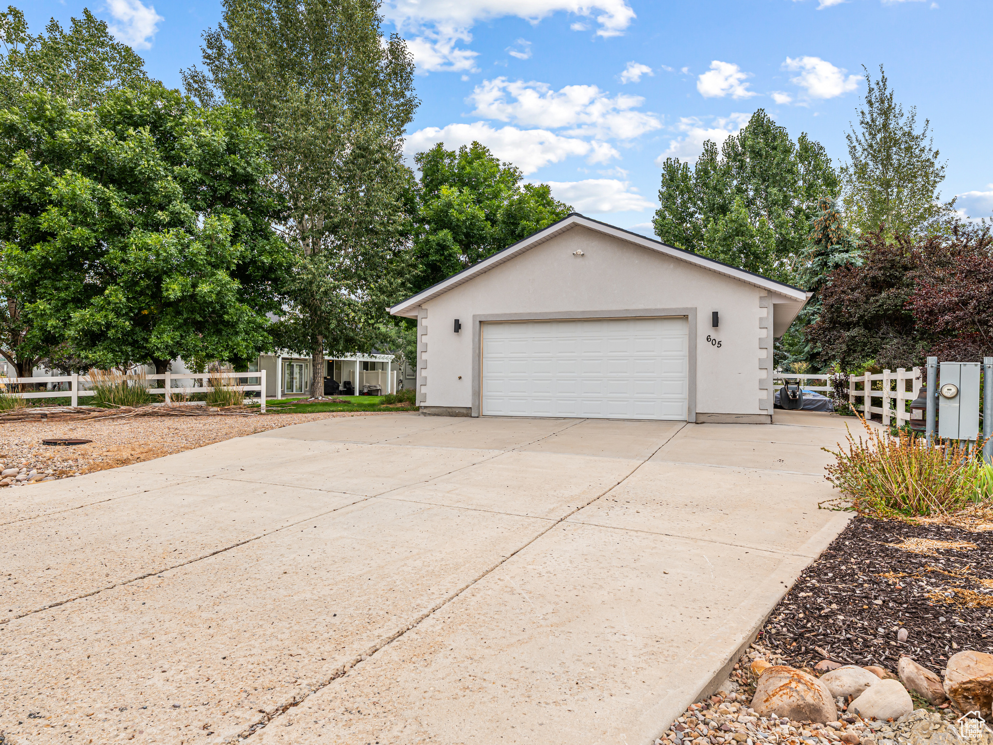 WILD WILLOW - Residential