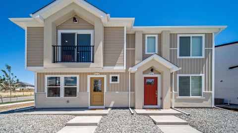 Townhouse For Sale - 527 N Beaver Ln<br/> Saratoga Springs, UT 84045