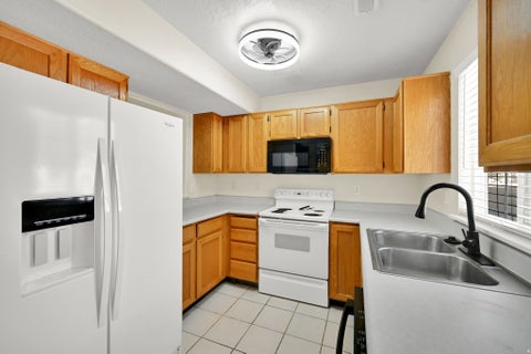 Tiny photo for 928 INDEPENDENCE AVE, Provo, UT 84604 (MLS # 2184241)