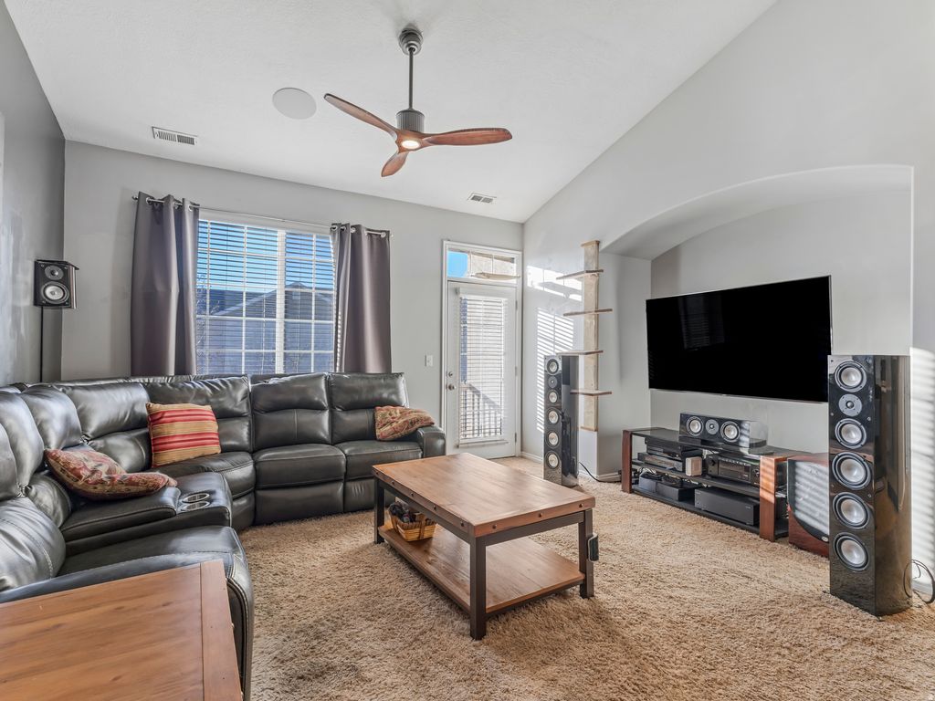 Photo of 512 N WALTON DR W, North Salt Lake, UT 84054 (MLS # 2125238)