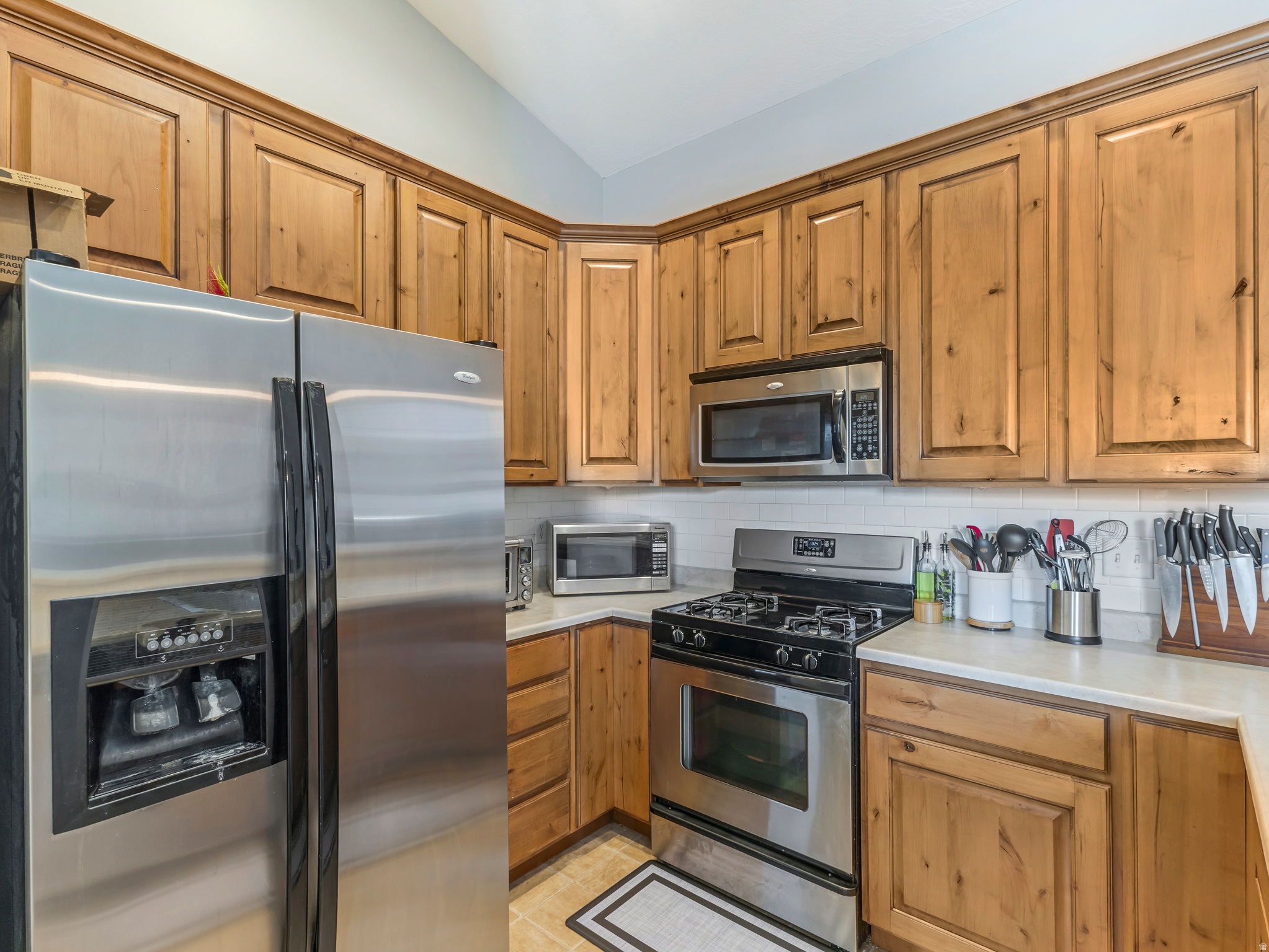 COVENTRY AT FOXBORO - Residential