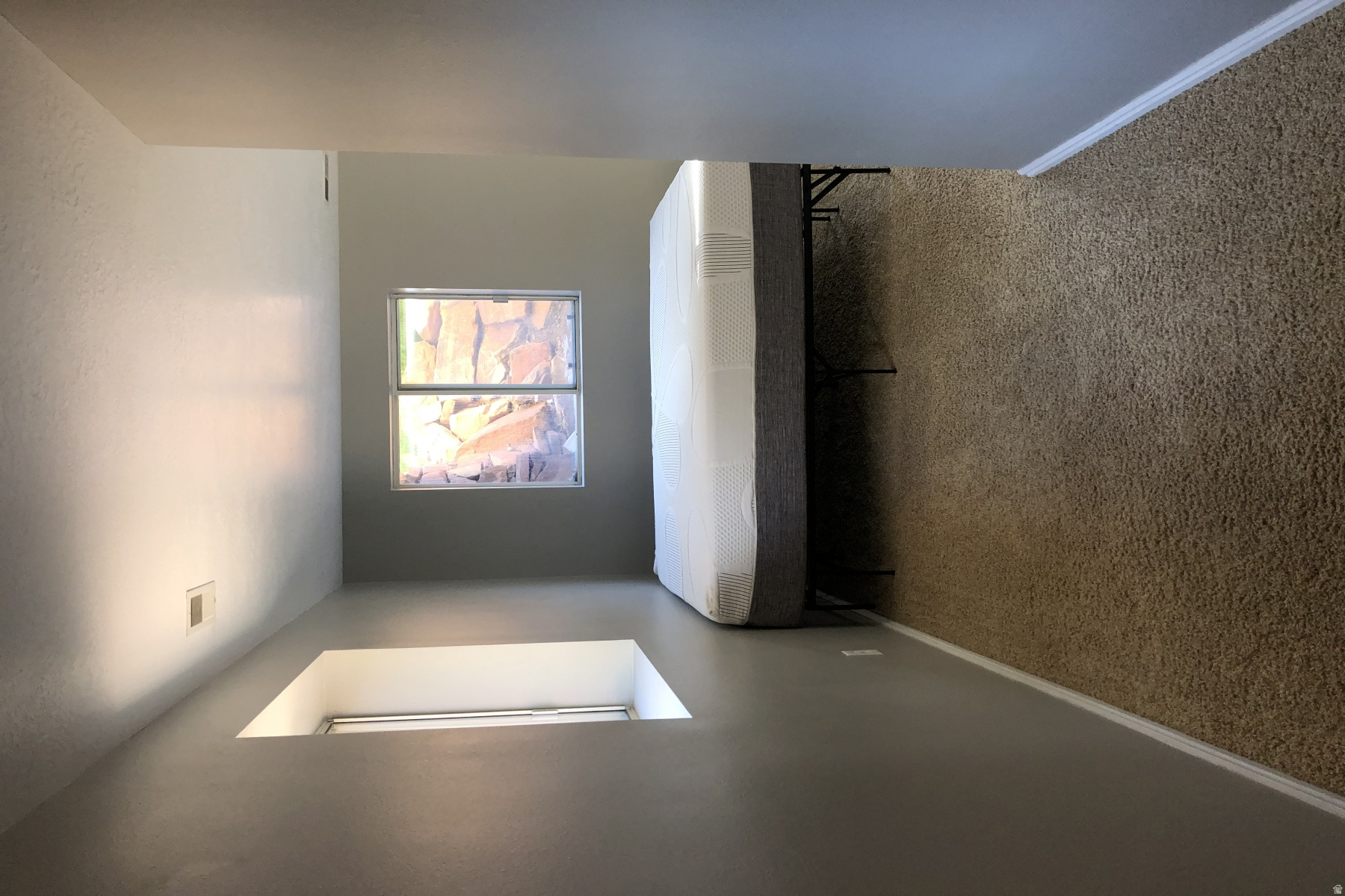 VALLEY HILLS - Residential