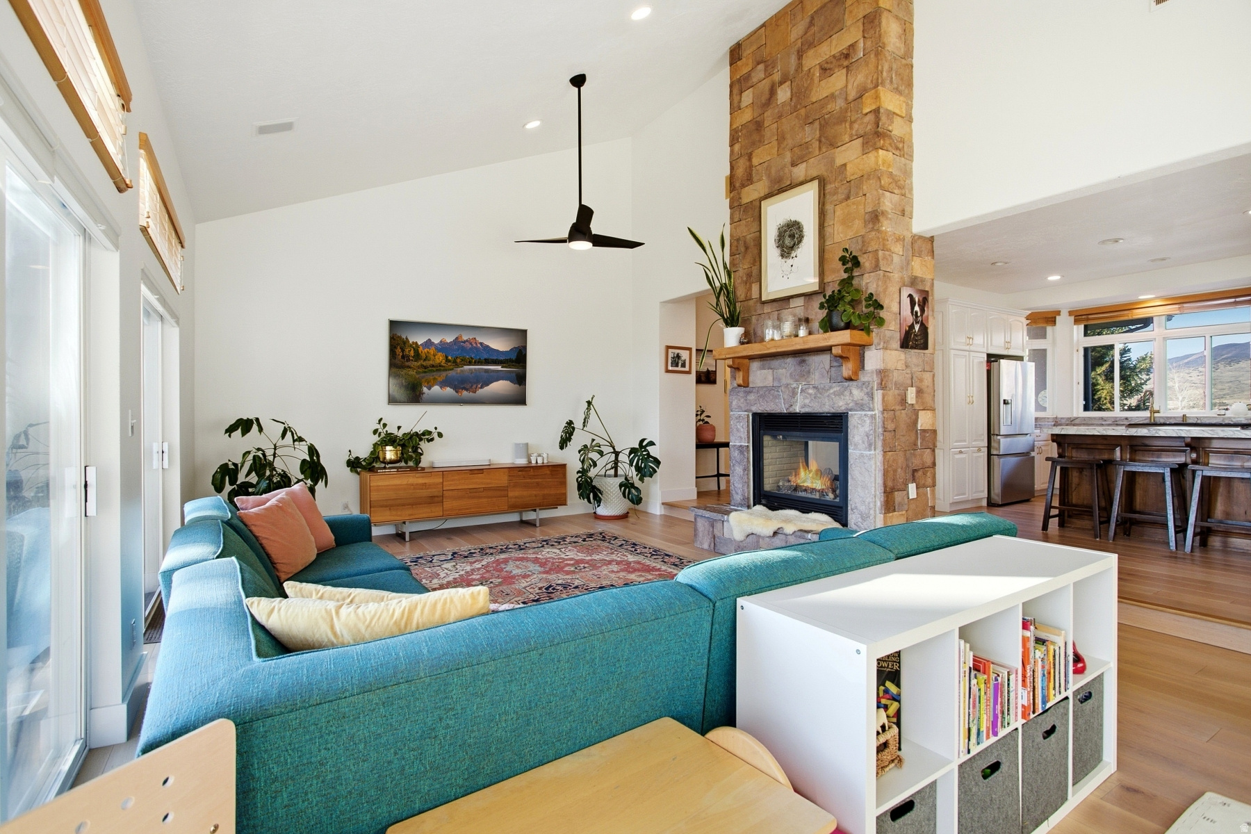 VALLEY HILLS - Residential