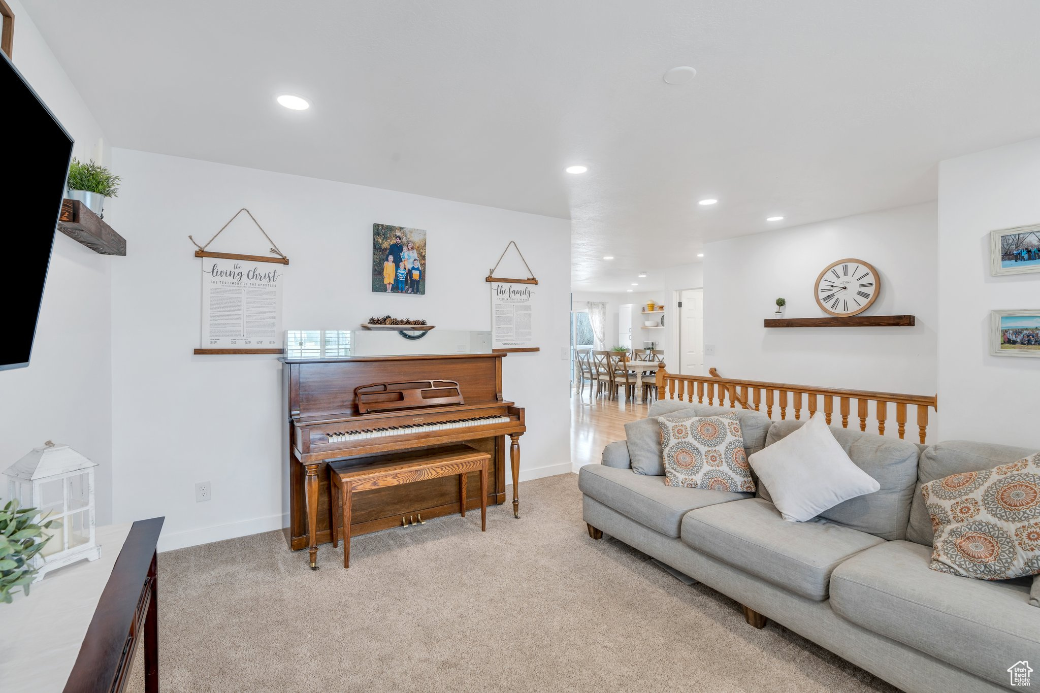 1727 E Dove Way Way, Eagle Mountain, Utah image 2