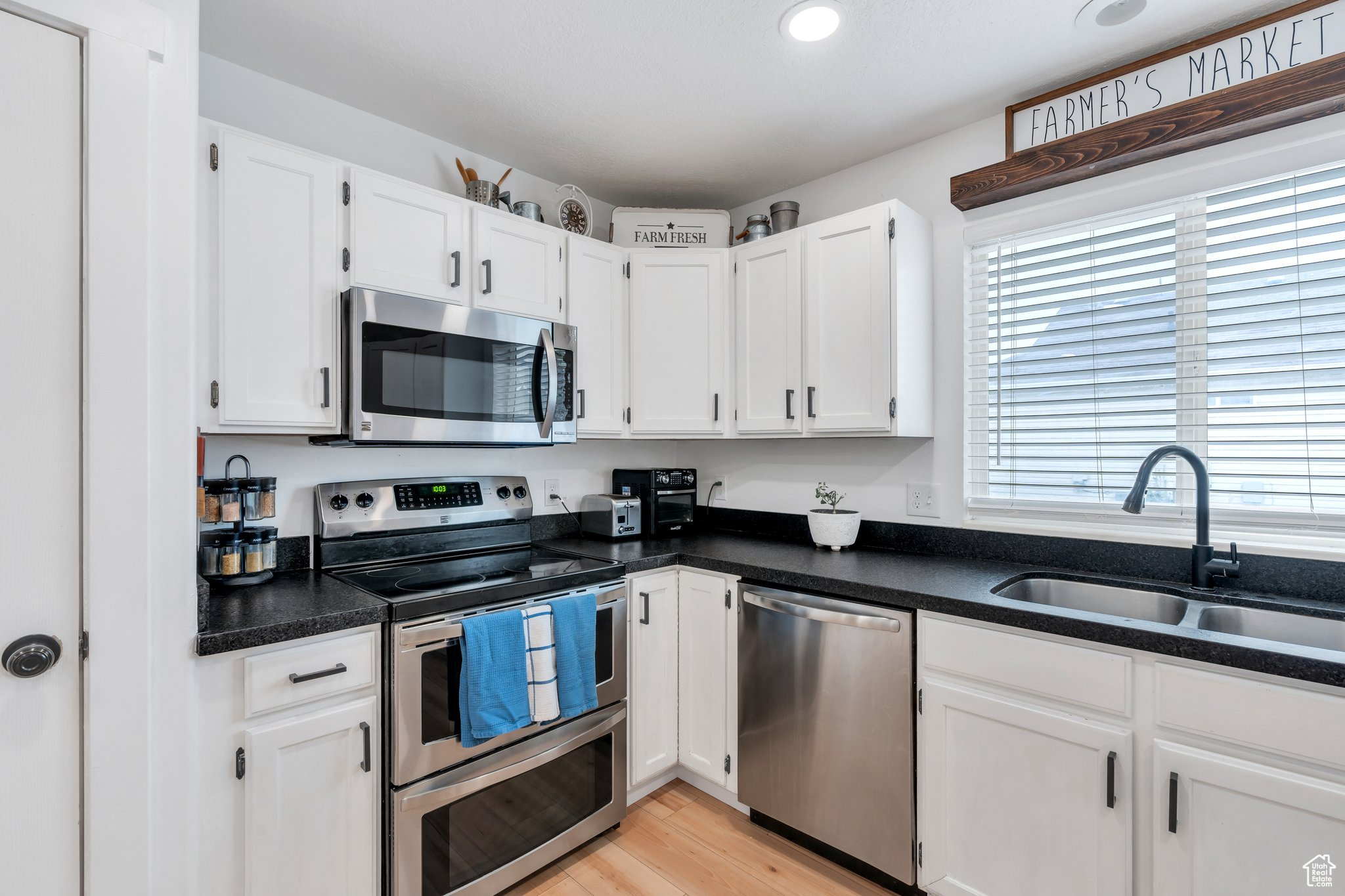 1727 E Dove Way Way, Eagle Mountain, Utah image 7