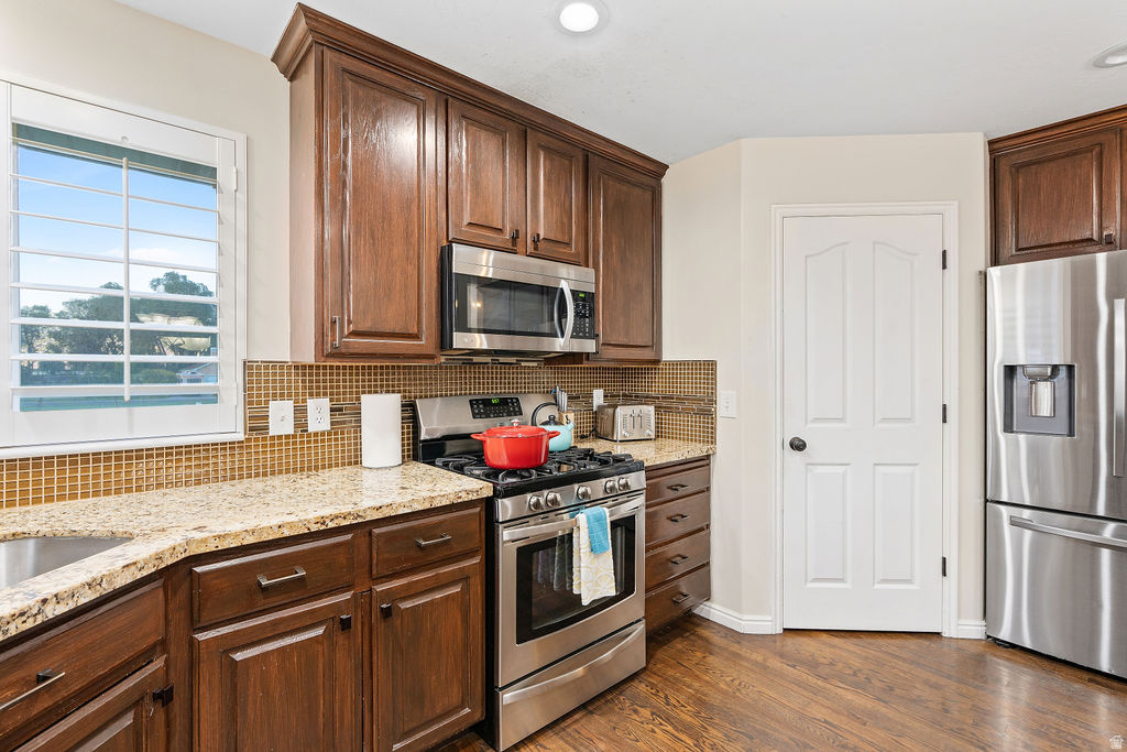 LINKS AT RIVERBEND - Residential