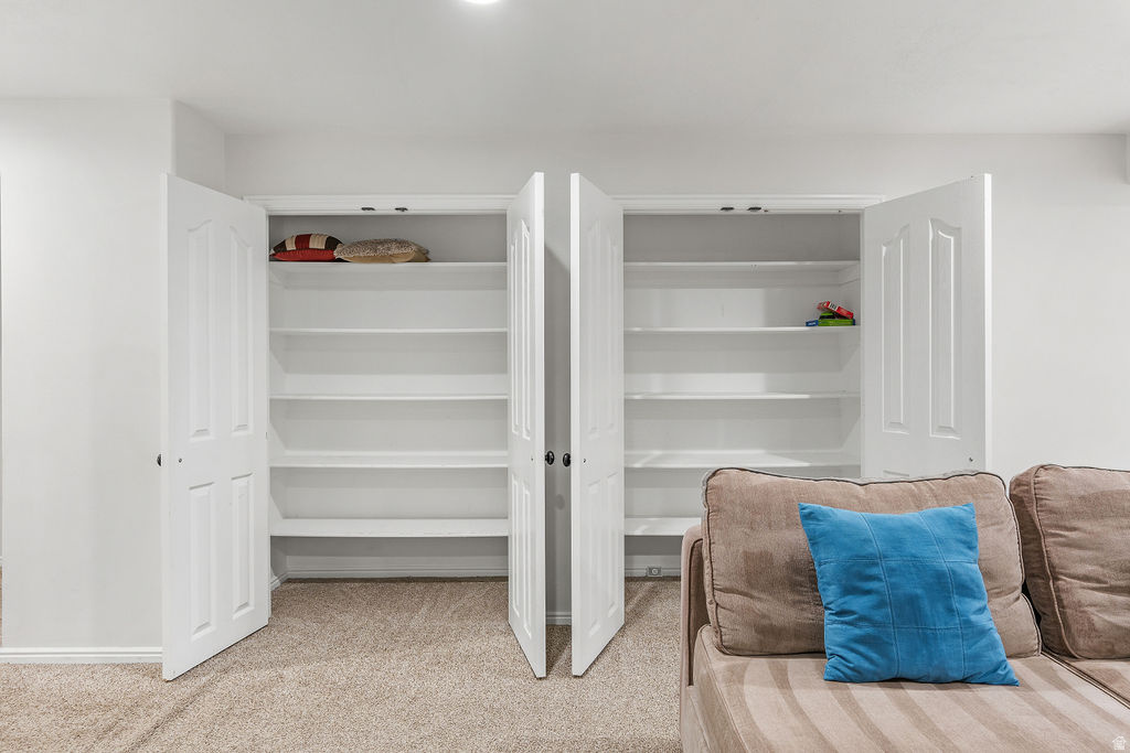 LINKS AT RIVERBEND - Residential