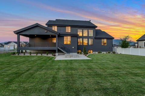 Tiny photo for 39 N HAYFIELD CIR, Kaysville, UT 84037 (MLS # 2173396)