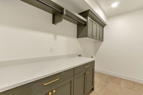 Tiny photo for 39 N HAYFIELD CIR, Kaysville, UT 84037 (MLS # 2173396)