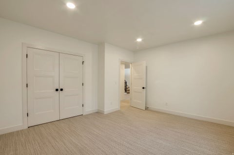Tiny photo for 39 N HAYFIELD CIR, Kaysville, UT 84037 (MLS # 2173396)