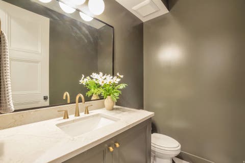 Tiny photo for 39 N HAYFIELD CIR, Kaysville, UT 84037 (MLS # 2173396)
