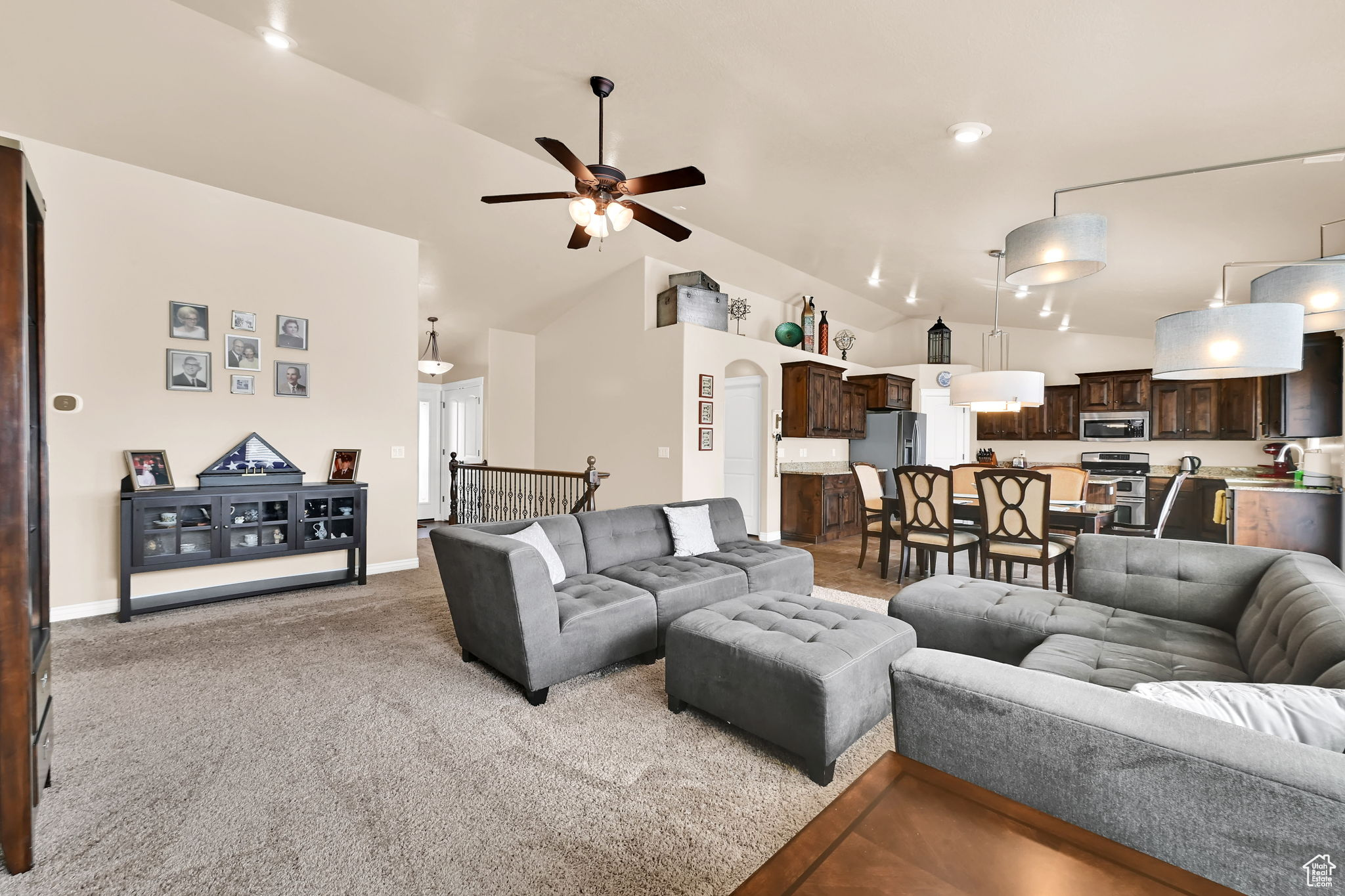 Hooper, Utah 84315, United States, 3 Bedrooms Bedrooms, ,2 BathroomsBathrooms,Residential,Active,91435