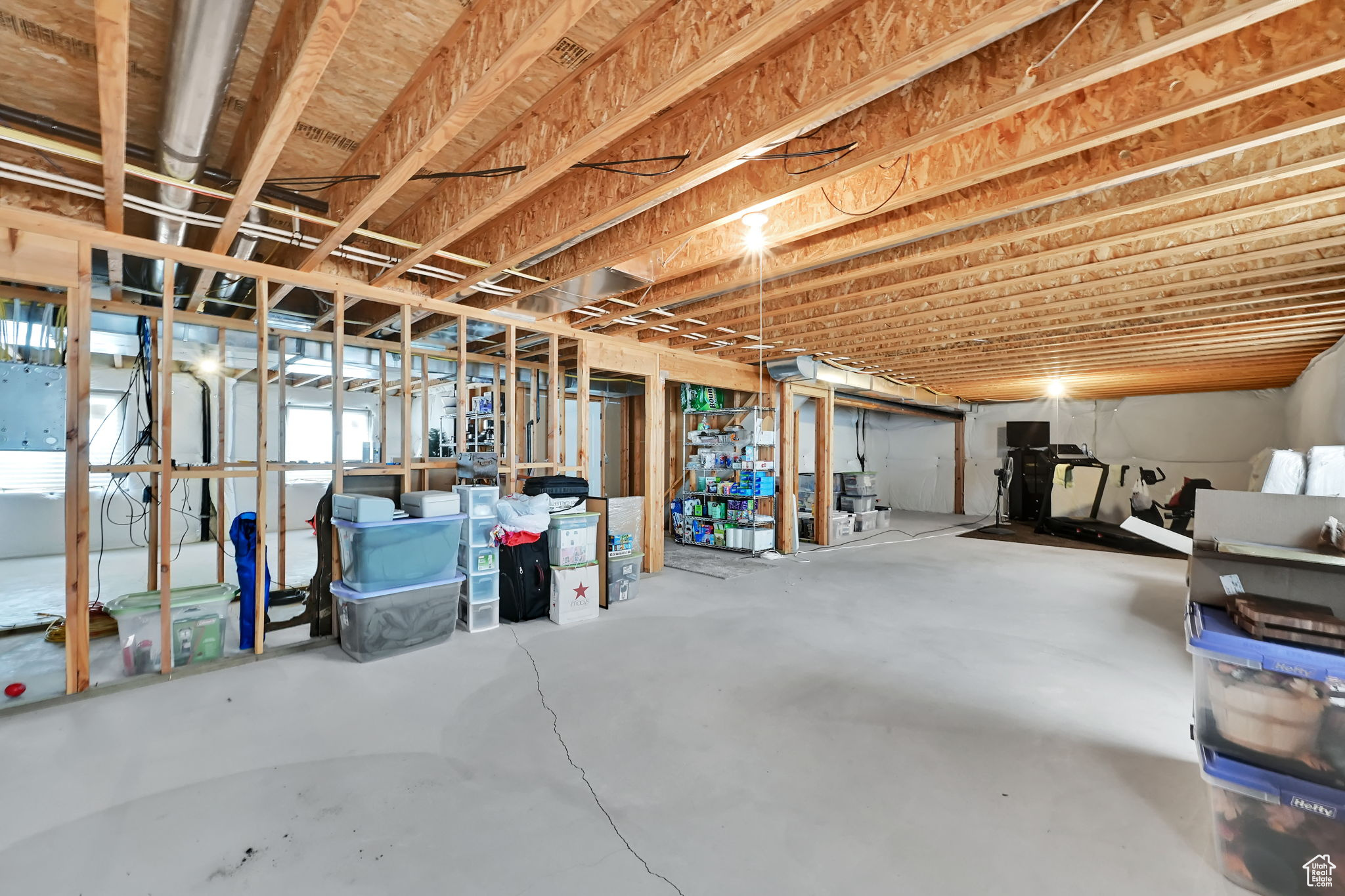 Hooper, Utah 84315, United States, 3 Bedrooms Bedrooms, ,2 BathroomsBathrooms,Residential,Active,91435