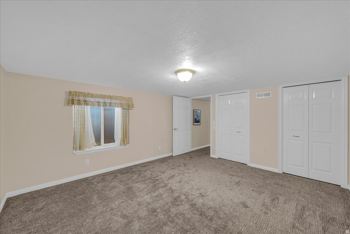 KINGS ROW EST 1 - Residential