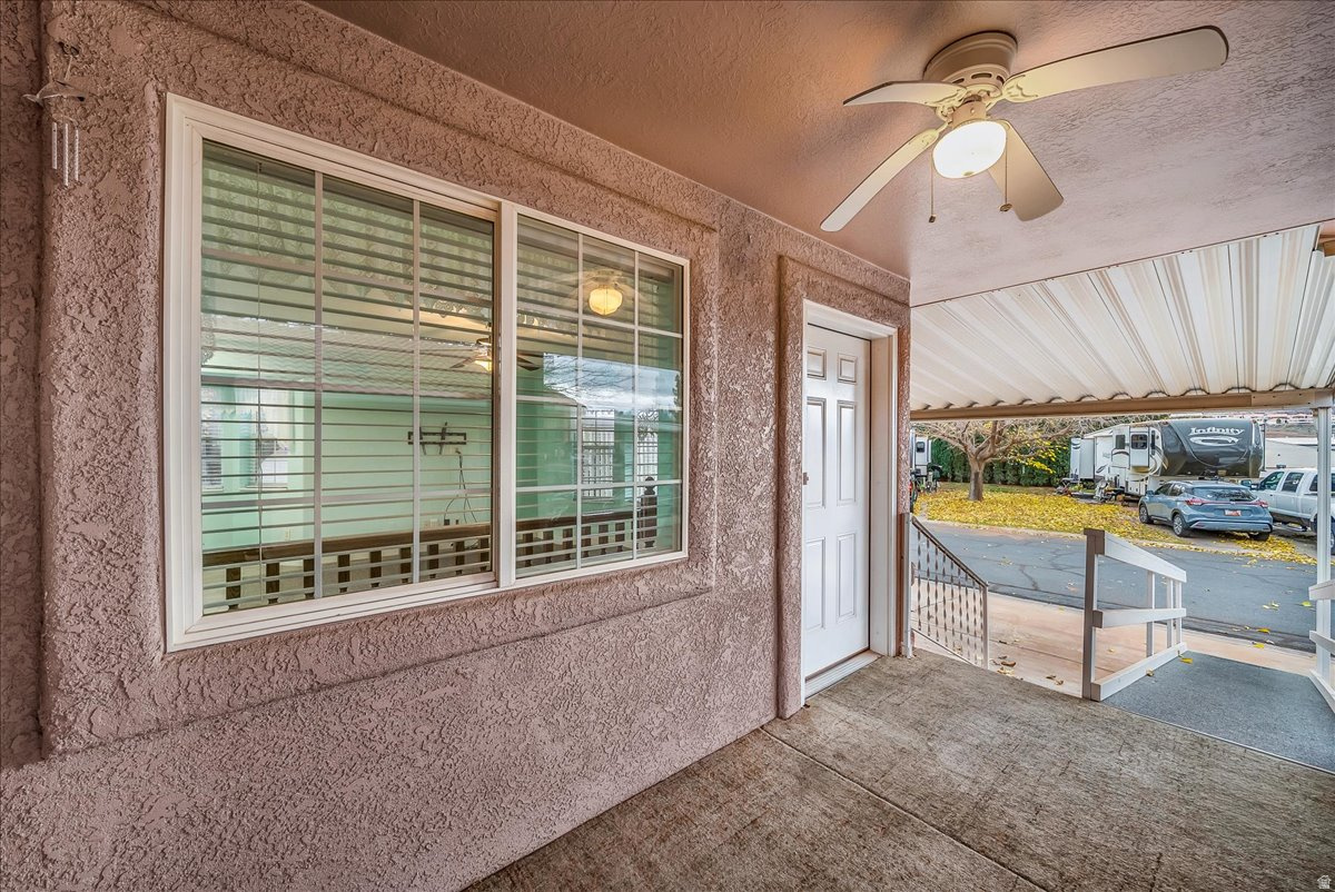 KINGS ROW EST 1 - Residential