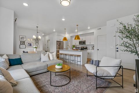 MLS: 2070496