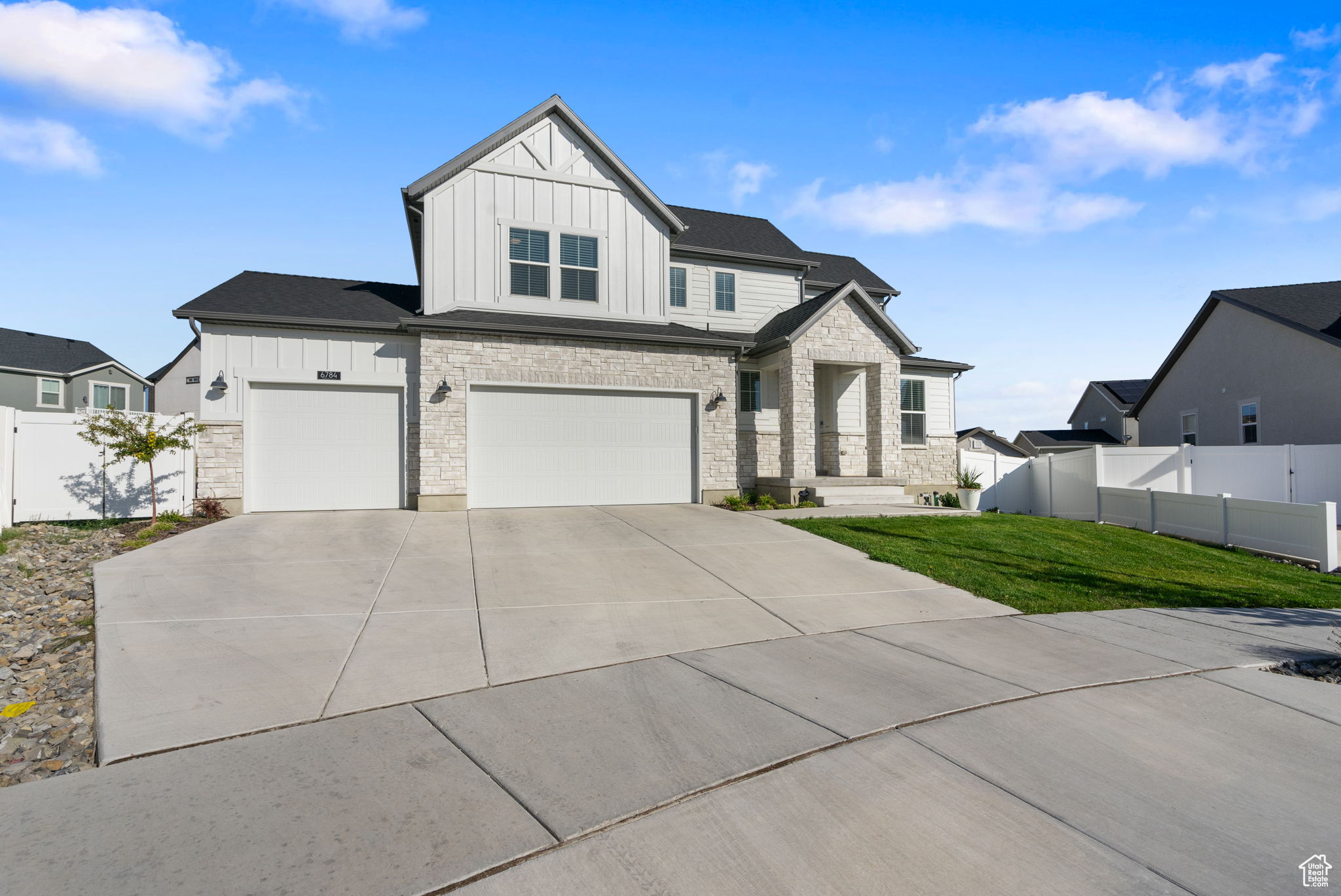 OAKRIDGE PARK 503 - Residential