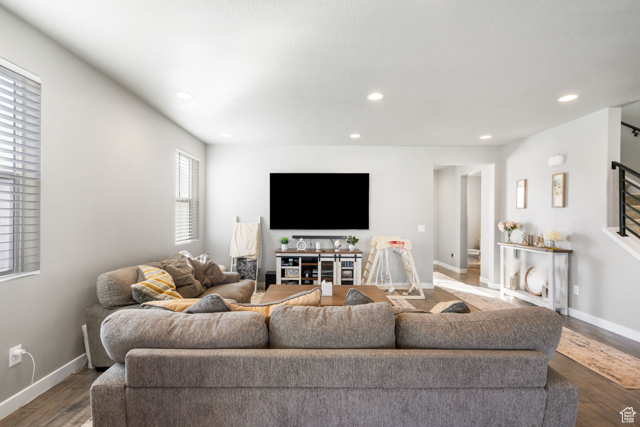 OAKRIDGE PARK 503 - Residential