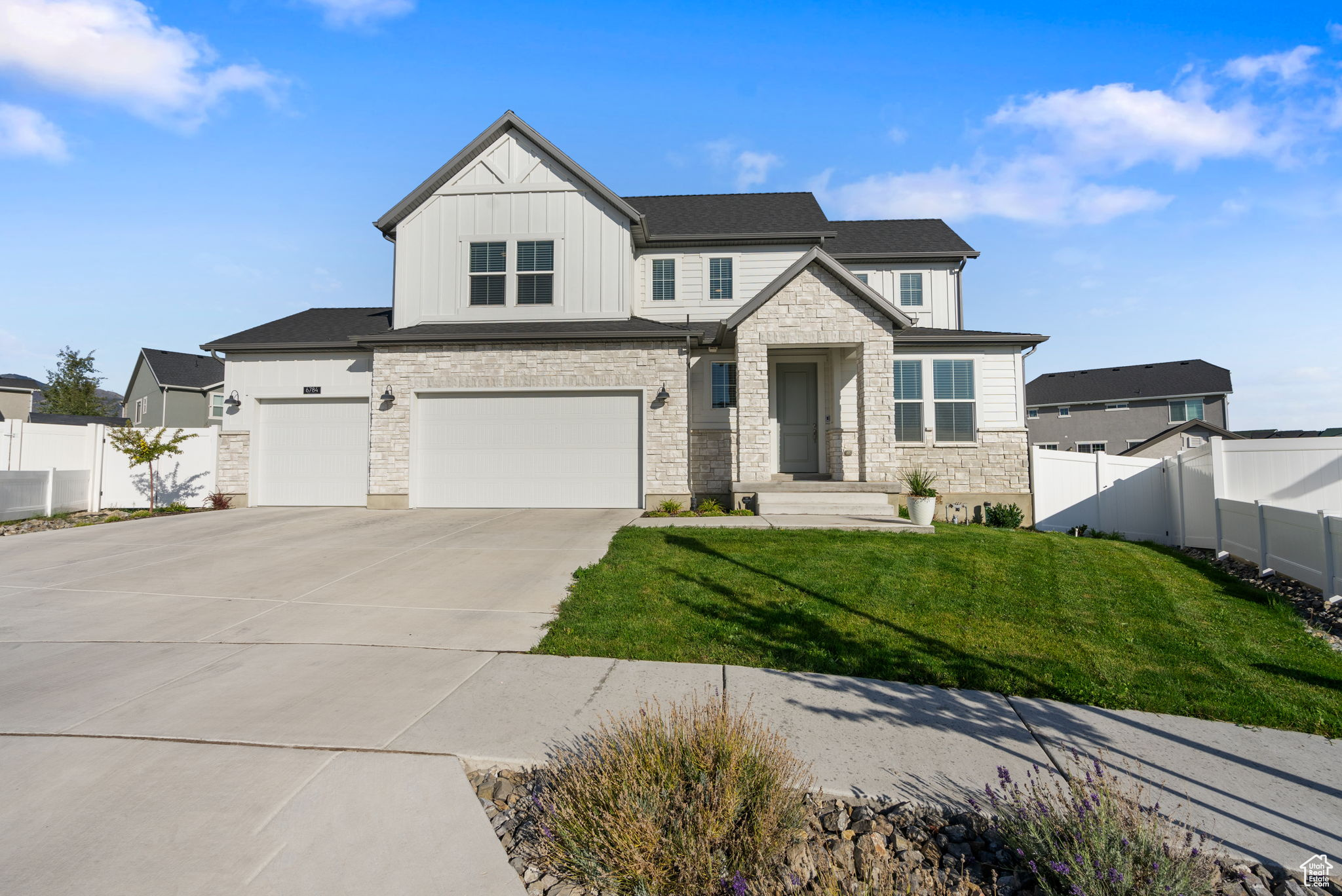 OAKRIDGE PARK 503 - Residential