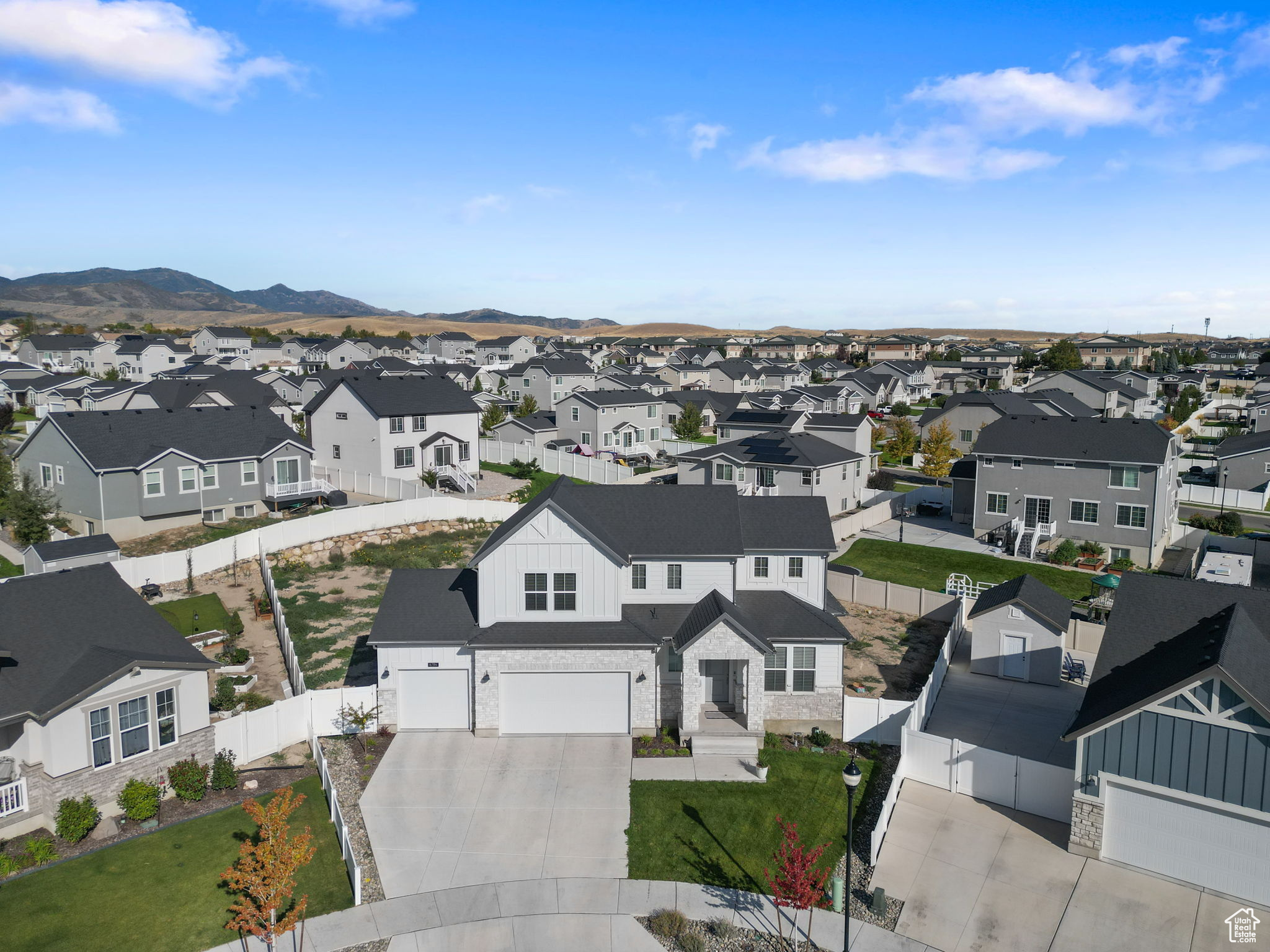 OAKRIDGE PARK 503 - Residential