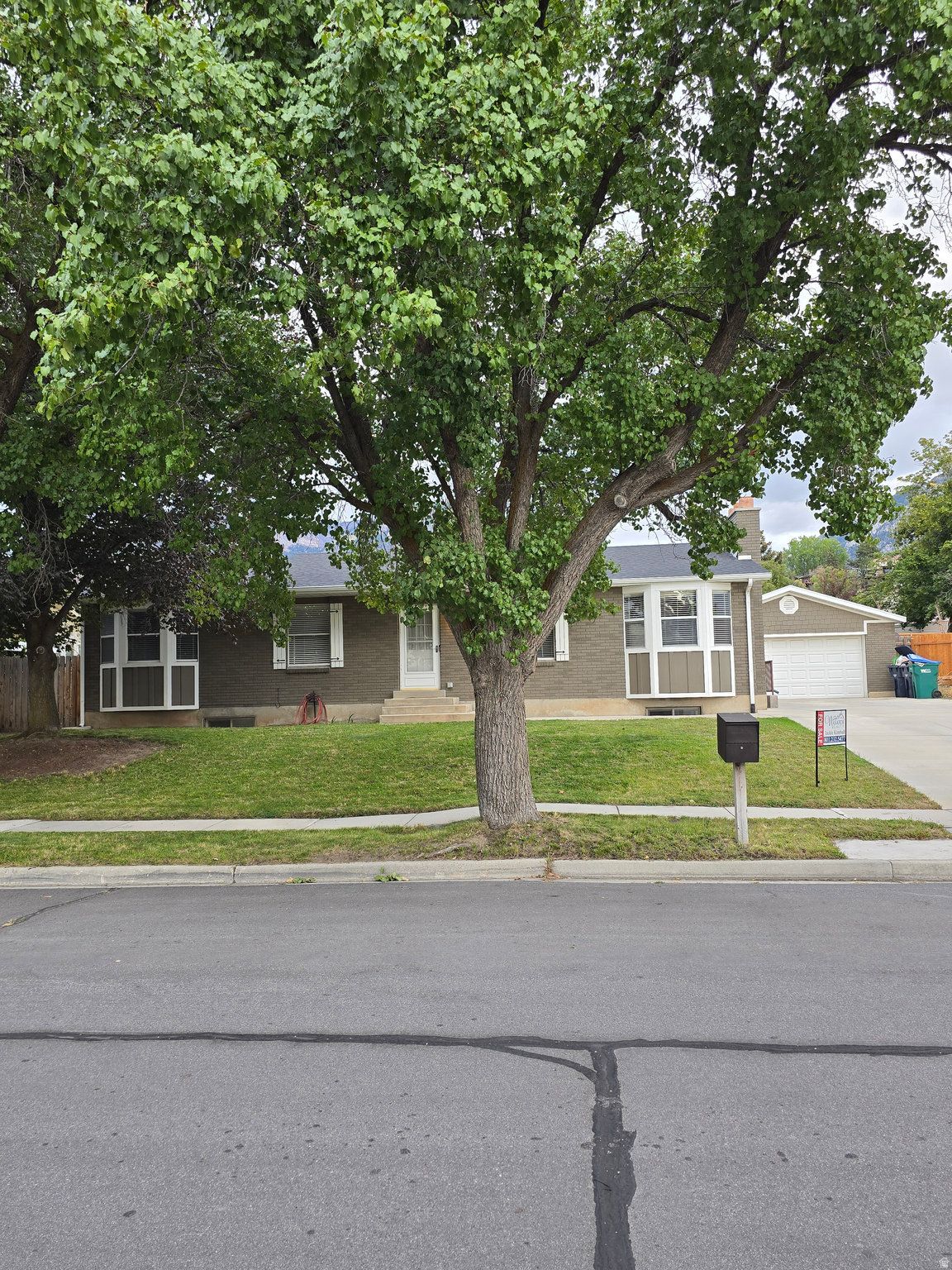 FOX HOLLOW SUB - Residential