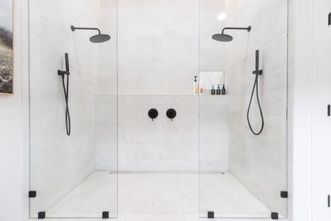 Tiny photo for 943 CREEKSIDE CT, Farmington, UT 84025 (MLS # 2136700)