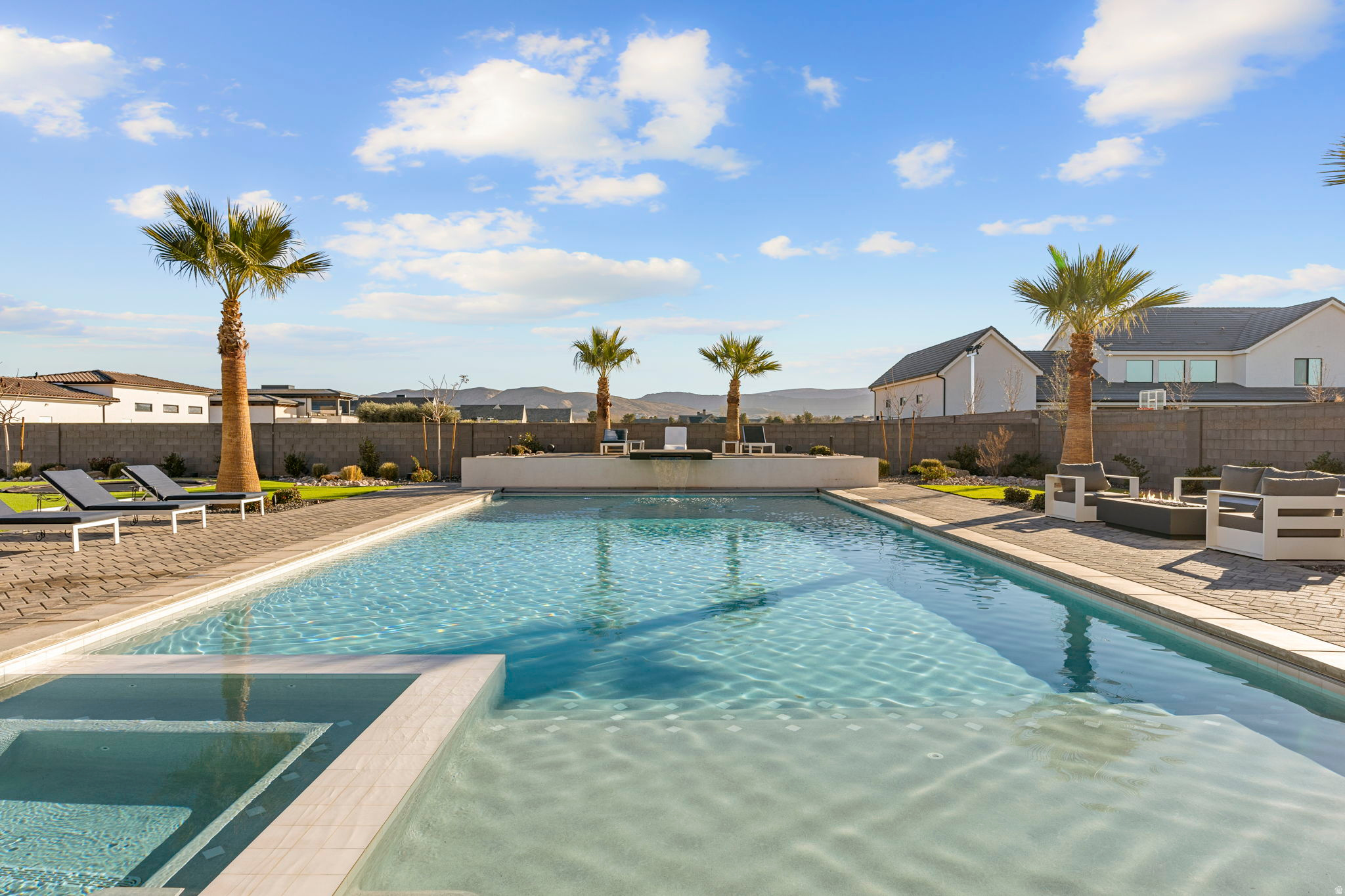 OAK GROVE MEADOWS - Residential