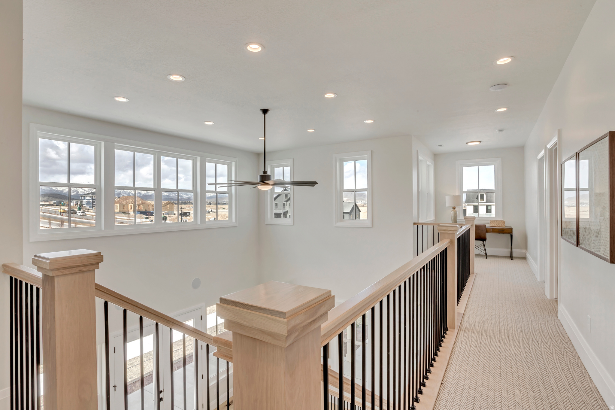 BEACON POINTE - Residential