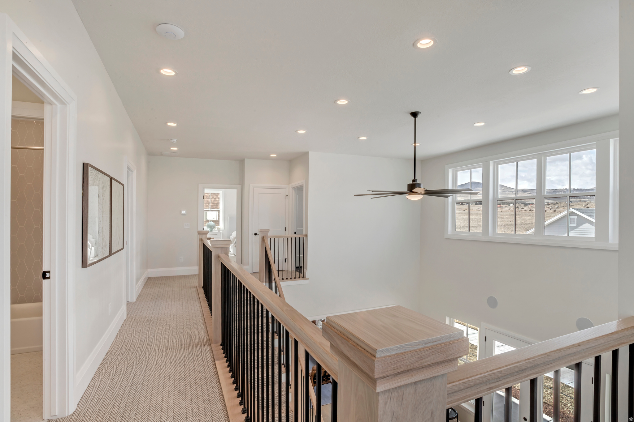 BEACON POINTE - Residential