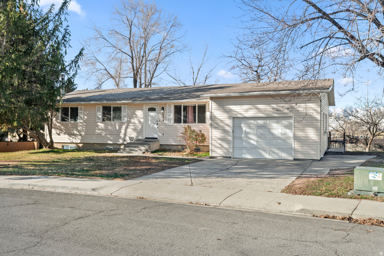 WESTLAKE - Residential