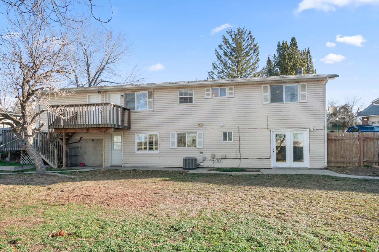 WESTLAKE - Residential