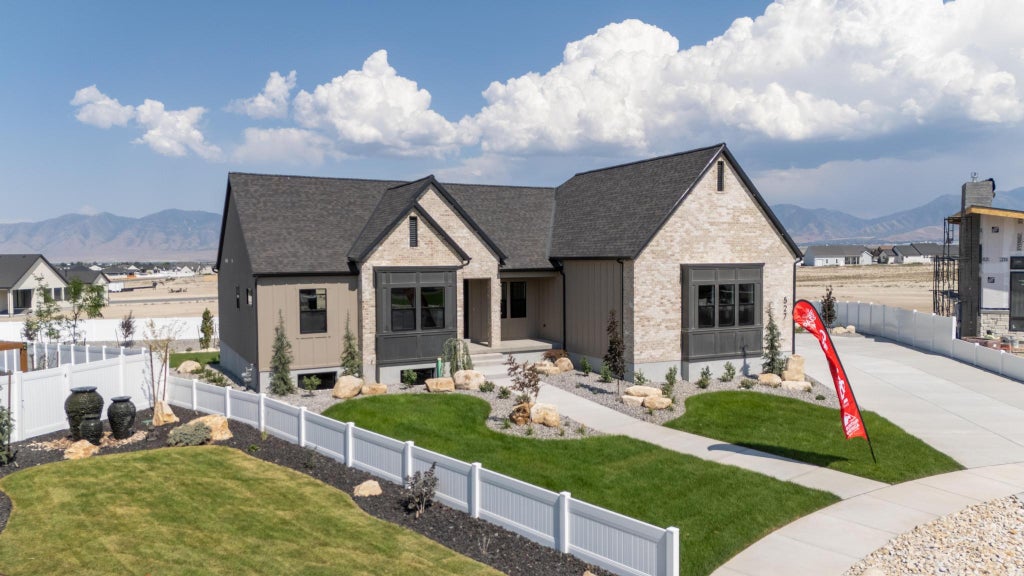 Photo of 527 E GILMOUR ST #120, Grantsville, UT 84029 (MLS # 2175712)