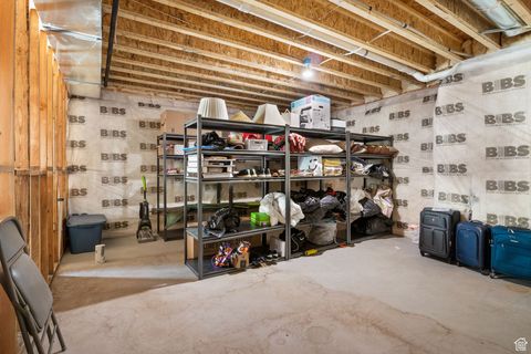 Tiny photo for 5502 N VALLEY VIEW RD W, Lehi, UT 84043 (MLS # 2099007)
