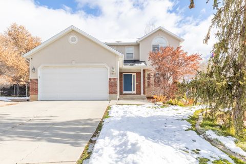 Photo of 2902 N 700 E, North Ogden, UT 84414 (MLS # 2125798)