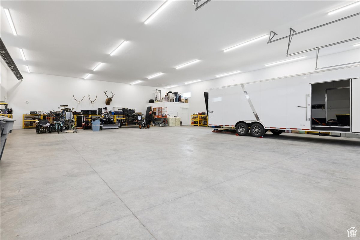 CHAPARRAL ESTATES 8TH ADDITION - Residential