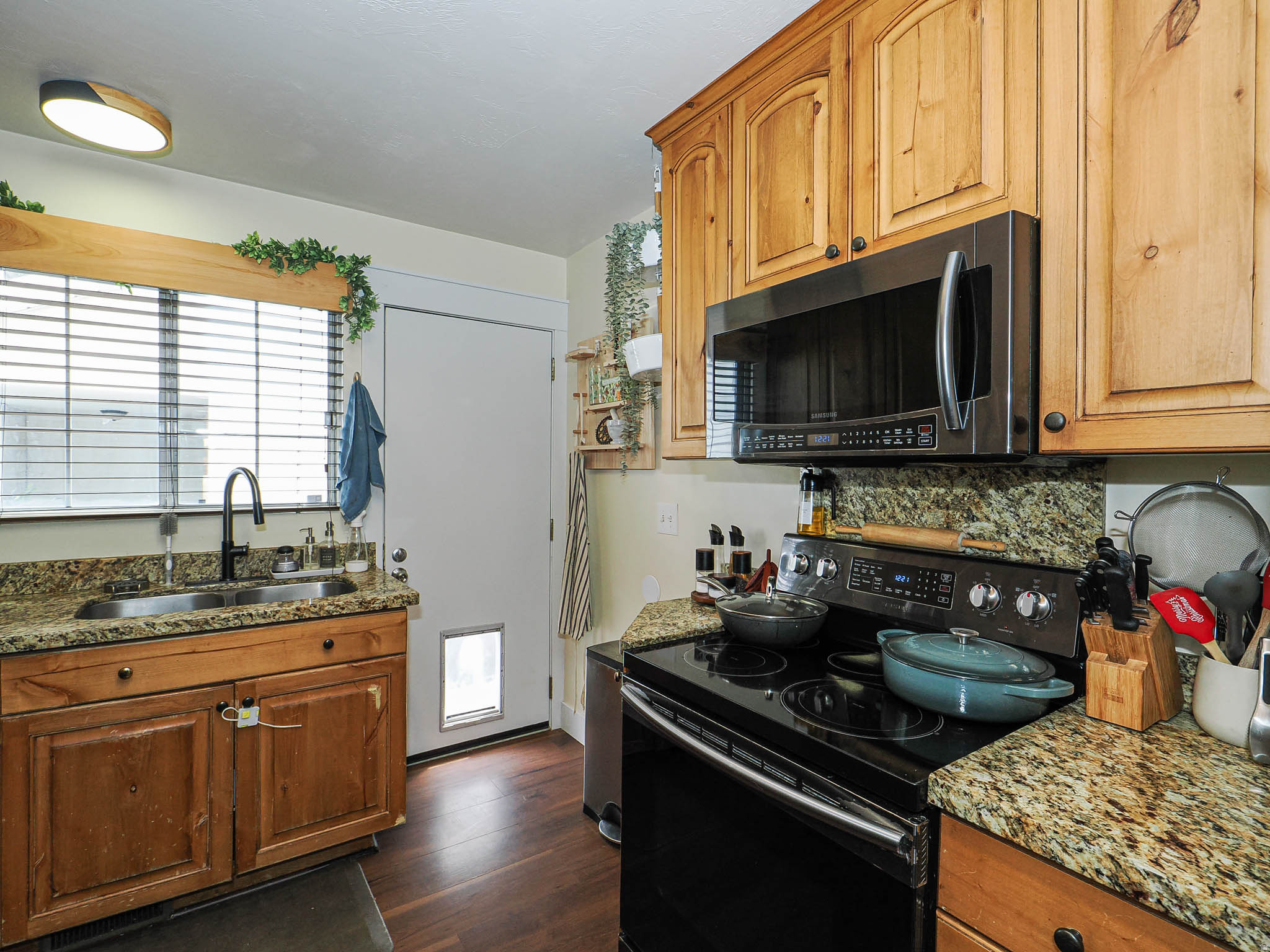 MEADOW GREEN FARMS - Residential