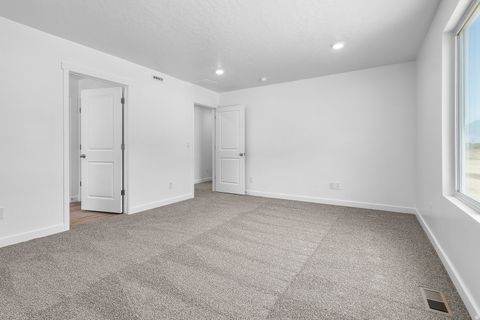 Tiny photo for 1990 E DORSET WAY #300, Salem, UT 84653 (MLS # 2148086)