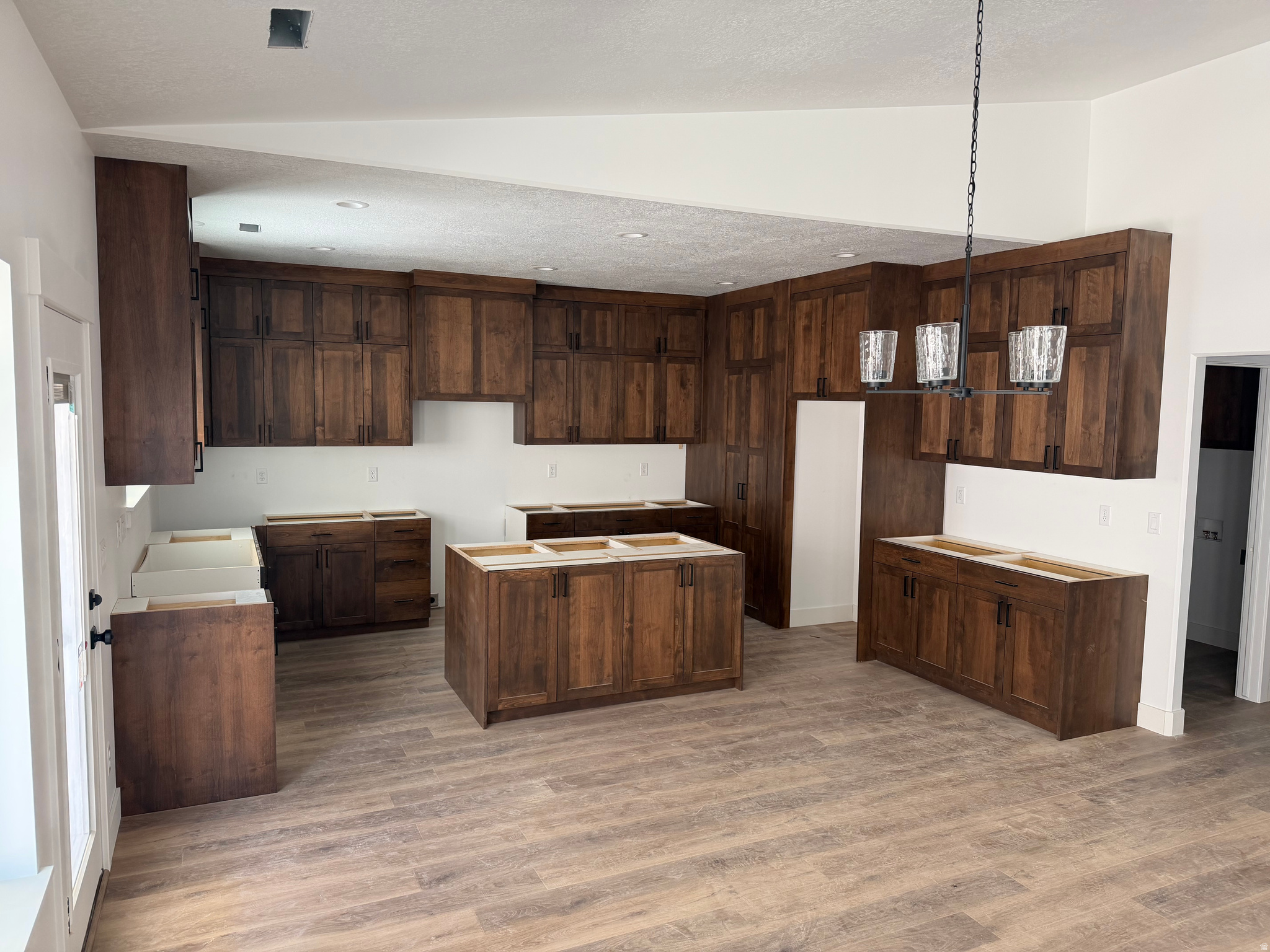 WHITE ROCK - Residential